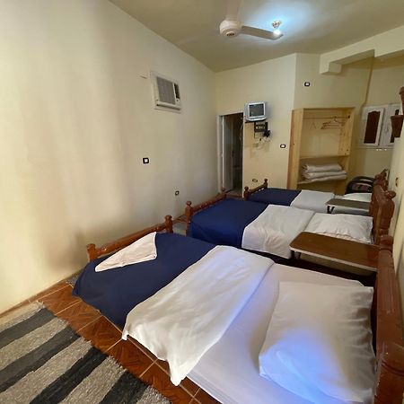 Hotel Safari Camp Bahariya Oasis à Bawati Extérieur photo