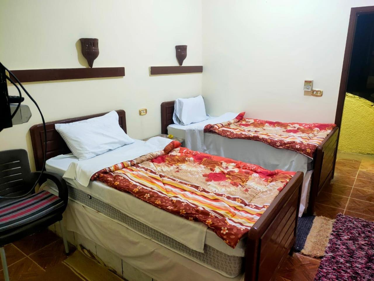 Hotel Safari Camp Bahariya Oasis à Bawati Extérieur photo