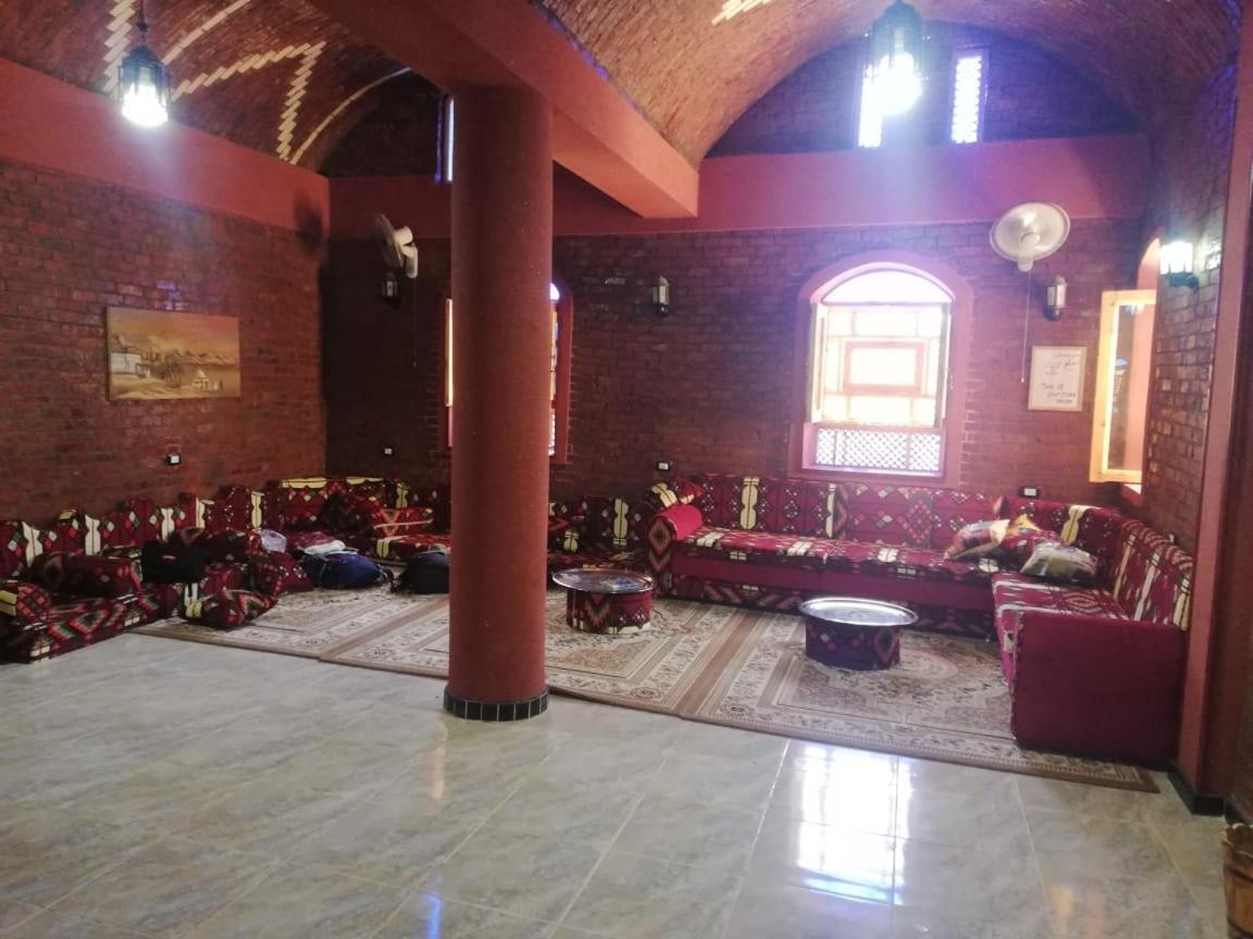 Hotel Safari Camp Bahariya Oasis à Bawati Extérieur photo